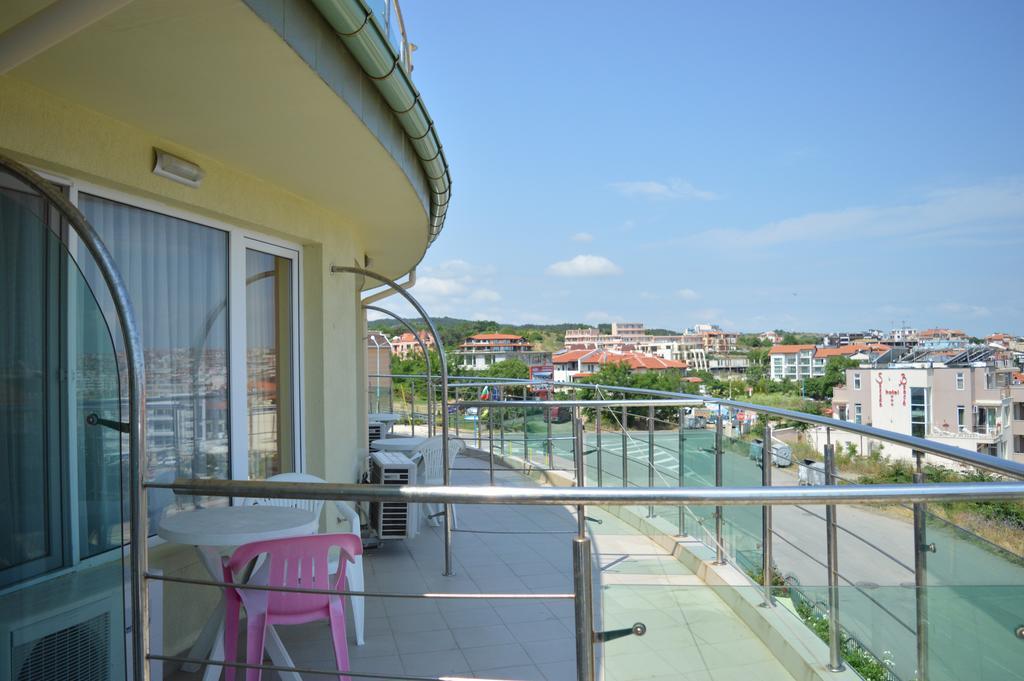 Family Hotel Coral ソゾポル エクステリア 写真