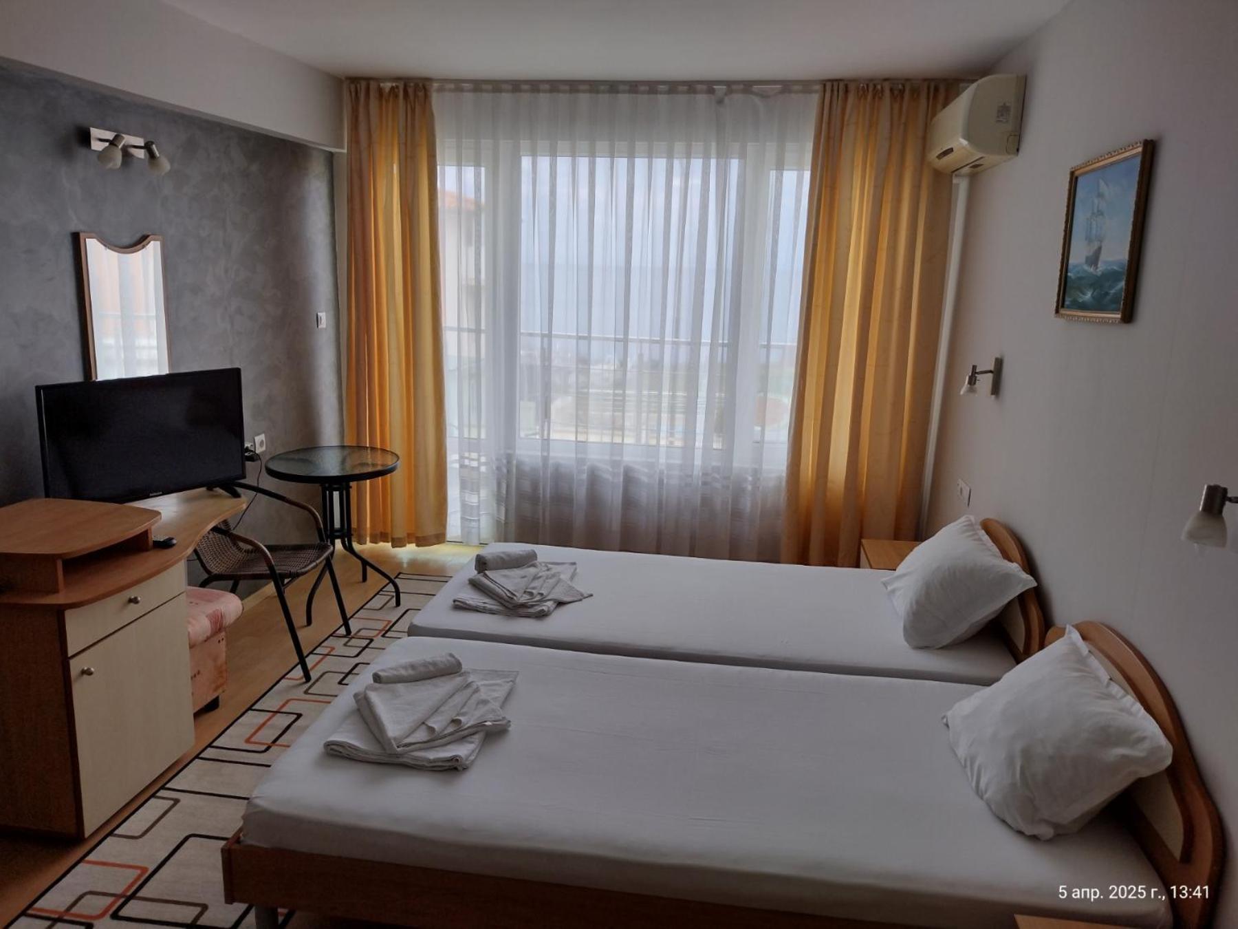 Family Hotel Coral ソゾポル エクステリア 写真